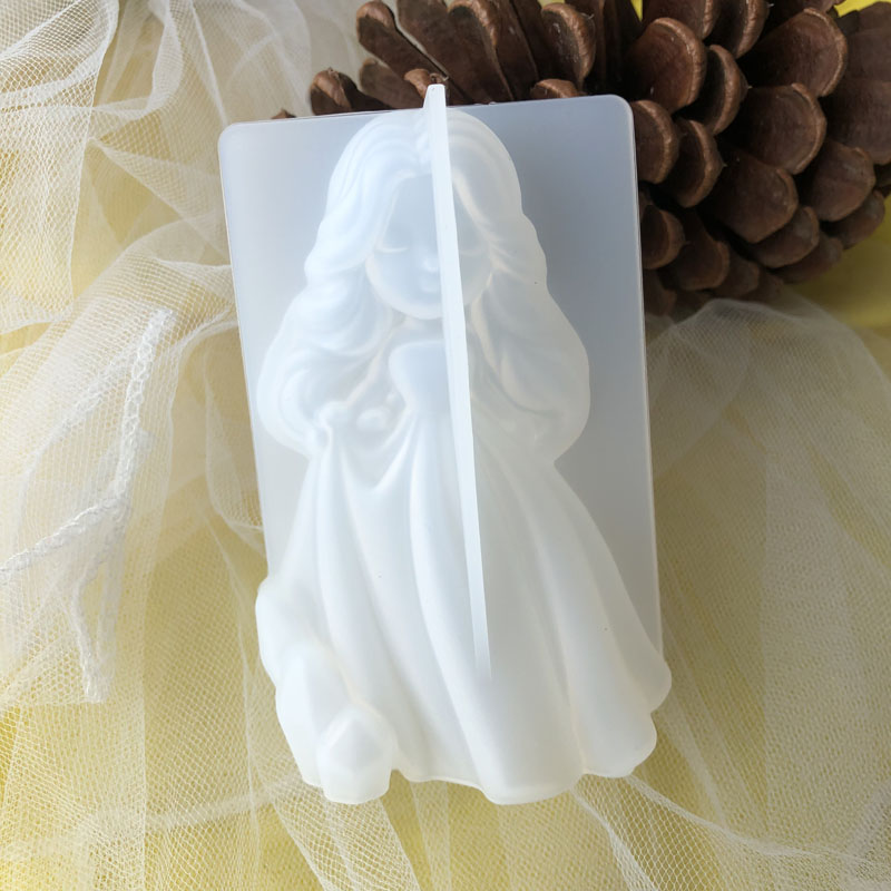 3D Printing With Silicone - 3D Cute Princess Silicone Candle Mould
